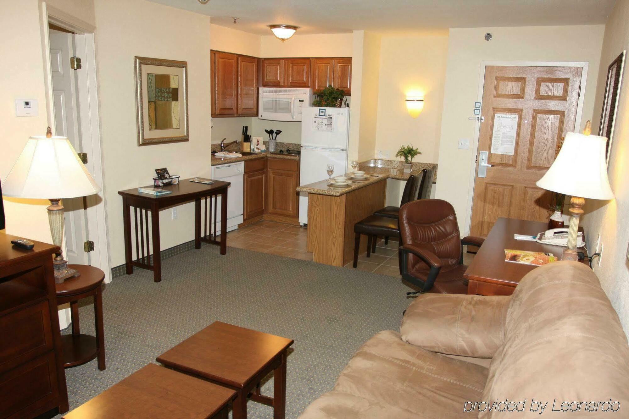 Staybridge Suites Mcallen By Ihg Habitación foto
