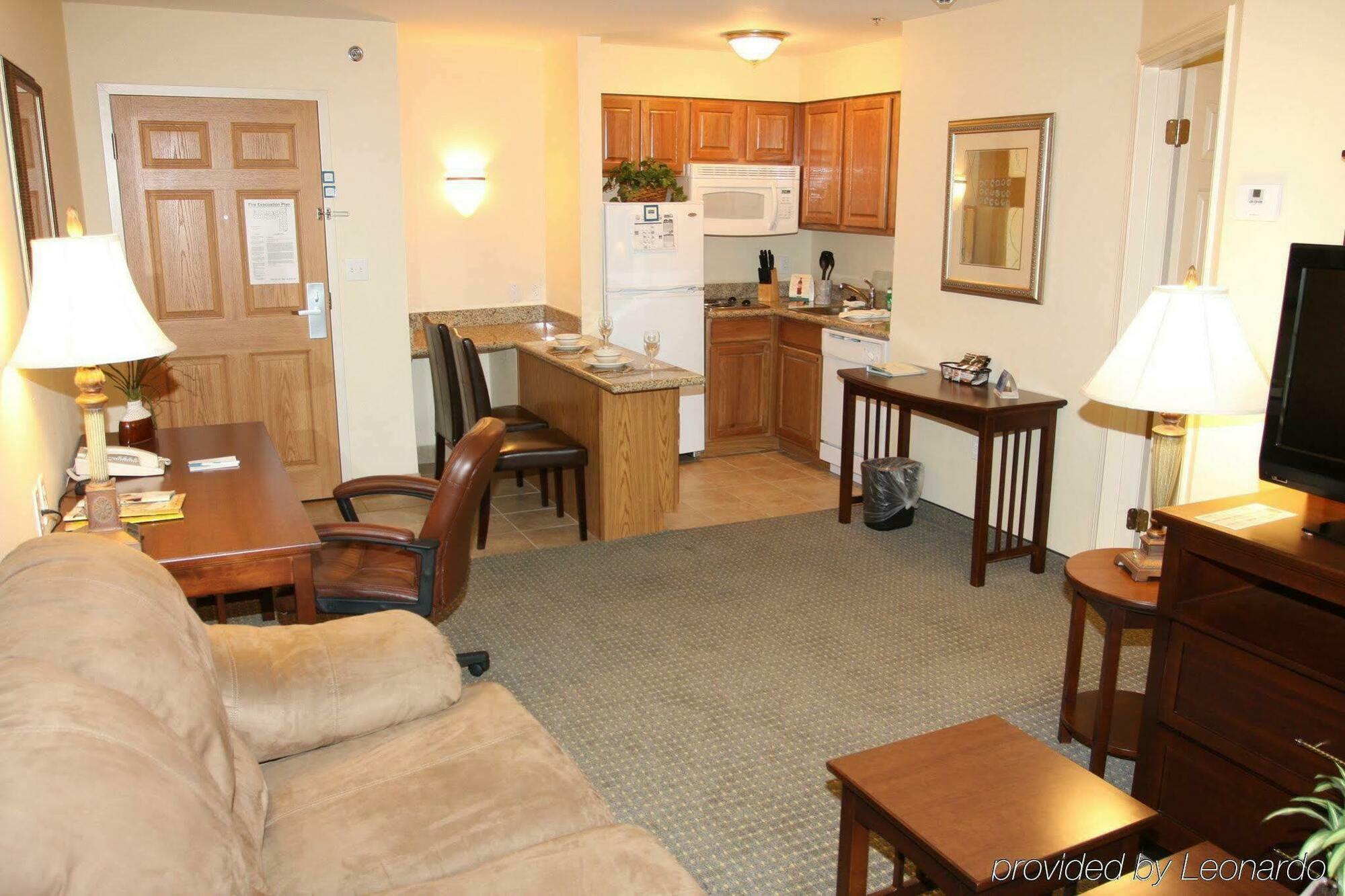 Staybridge Suites Mcallen By Ihg Habitación foto